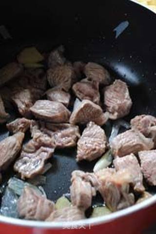 土豆炖牛肉的做法步骤:5