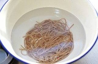 多味儿沙拉凉面的做法步骤:17