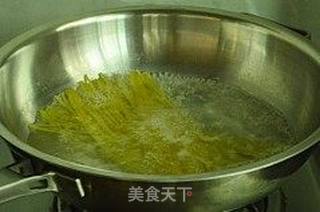 牛肉酱拌面的做法步骤:2