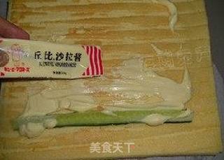 沙拉肉松蛋糕卷的做法步骤:14