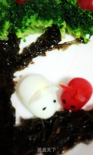 西兰花沙拉苹果树的做法步骤:12
