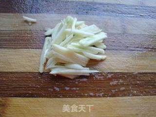 胡萝卜炒包包菜的做法步骤:3