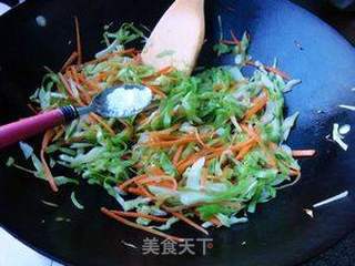 胡萝卜炒包包菜的做法步骤:6