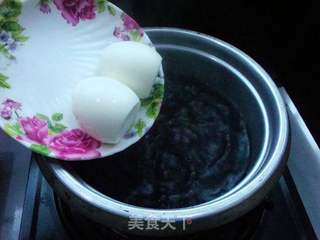 黑豆蛋酒汤的做法步骤:4
