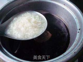 黑豆蛋酒汤的做法步骤:5