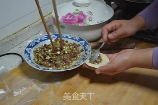 牛肉韭黄水饺的做法步骤：24