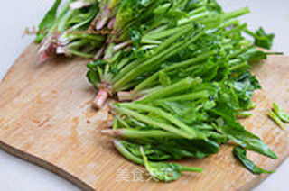菠菜炒腐竹的做法步骤:2