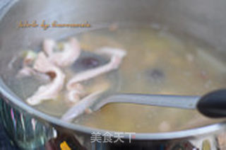 莲子煲猪肚的做法步骤:8