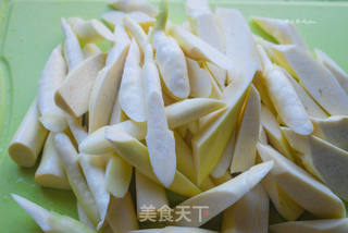 油焖茭白的做法步骤:2