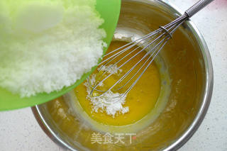 香草戚风的做法步骤:2