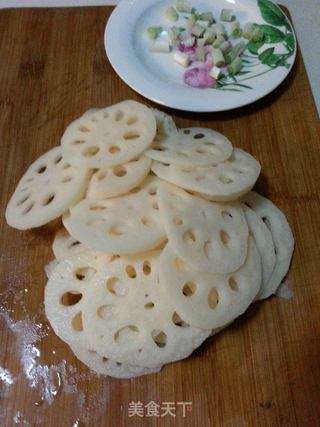 凉拌藕片的做法步骤:2