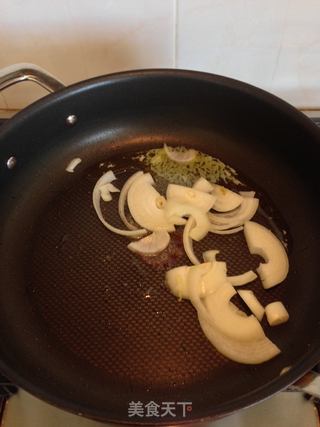 西班牙海鲜饭-电饭煲版的做法步骤：6