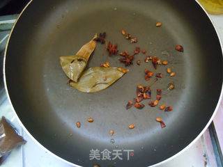 【五香拌牛筋】--美容.强身.生长发育三好选择的做法步骤:2