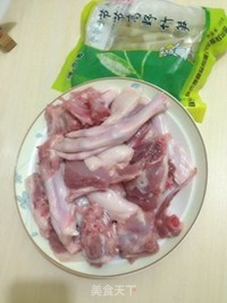 浓油赤酱滋阴大肉菜 【扁尖焖酱鸭】的做法步骤:2
