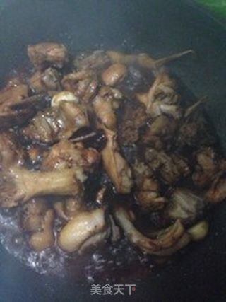 浓油赤酱滋阴大肉菜 【扁尖焖酱鸭】的做法步骤:9