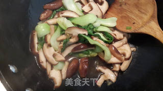 香菇油菜的做法步骤：8