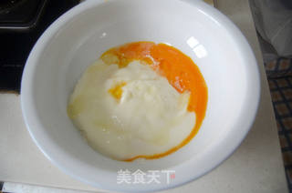 蒸出来的酸奶蛋糕的做法步骤:4