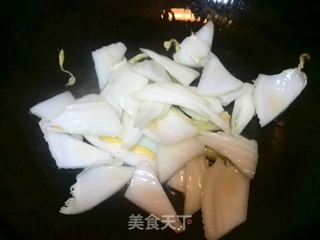 白菜冻豆腐粉丝汤的做法步骤：5