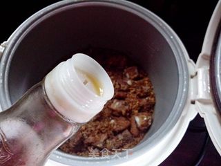【冬日暖呼呼】排骨焖饭的做法步骤:9