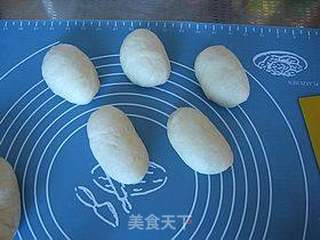 肠仔包的做法步骤:4