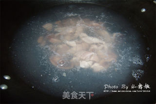 酱爆鱿鱼的做法步骤:4