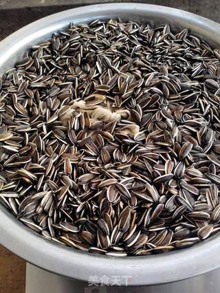 自制零食―【凉茶瓜子】的做法步骤:3