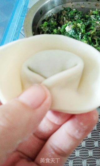 菜肉大馄饨的做法步骤:12
