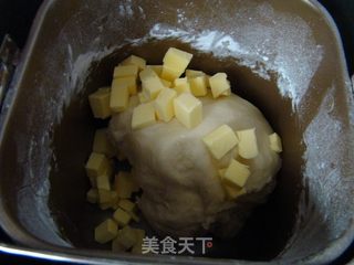 太阳花面包的做法步骤：1