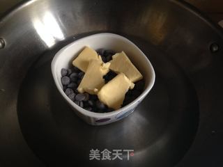 【圣诞树桩蛋糕】的做法步骤:10