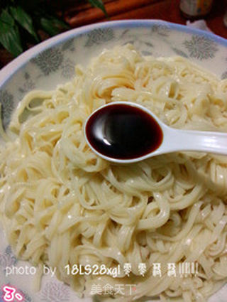 葱油拌面的做法步骤:3
