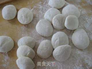 大萝卜牛肉蒸饺的做法步骤：4