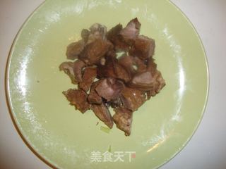 绿萝卜牛肉汤的做法步骤：2