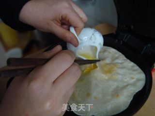 鸡蛋灌饼的做法步骤：11