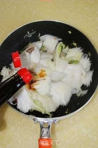 【炒大白菜】---考验厨师手艺高低的一道家常菜的做法步骤:8