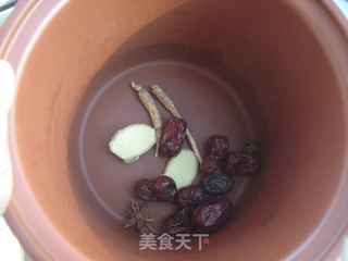 红枣参鸡汤的做法步骤：3