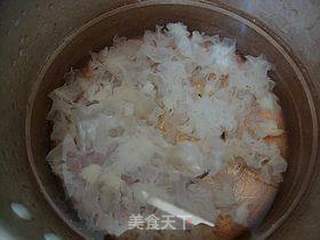 滋阴润肺------;【南瓜汤圆银耳羹】的做法步骤:2
