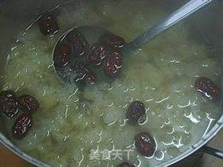板栗红枣银耳羹的做法步骤:5
