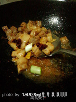 美味可口:胡萝卜烧肉的做法步骤:5