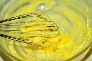 蜂蜜蛋奶饼干的做法步骤：2
