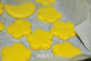 蜂蜜蛋奶饼干的做法步骤:11