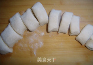 【素馅煎包】营养丰富的素馅煎包的做法步骤:9