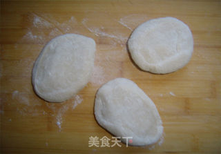 【素馅煎包】营养丰富的素馅煎包的做法步骤:10
