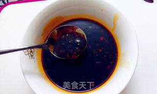 中式酱料の蒜泥酱——蒜泥白肉的做法步骤:2