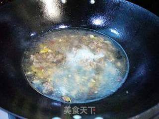 叶包骨头参煮面的做法步骤:5