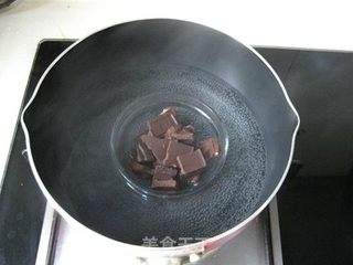 圣诞树桩蛋糕的做法步骤:13