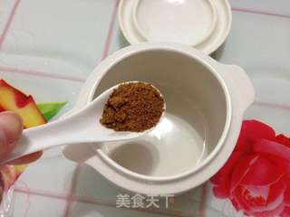 莲子芡实炖阿胶燕窝的做法步骤:3