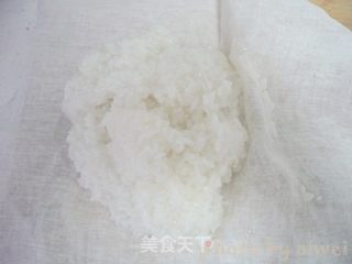 玫瑰芝麻凉糕的做法步骤:2
