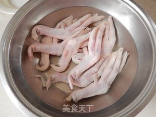 香卤鸭掌的做法步骤:2
