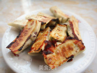羊肉锅贴的做法步骤:11