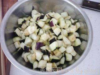 素炒茄丁的做法步骤:3